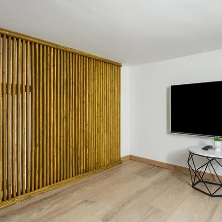 Ca' Granda M5 & Bicocca Apartment *